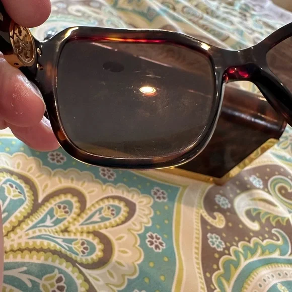 Tory Burch Brown Tortoise Oversized Sunglasses 7125 EUC  display picture 2
